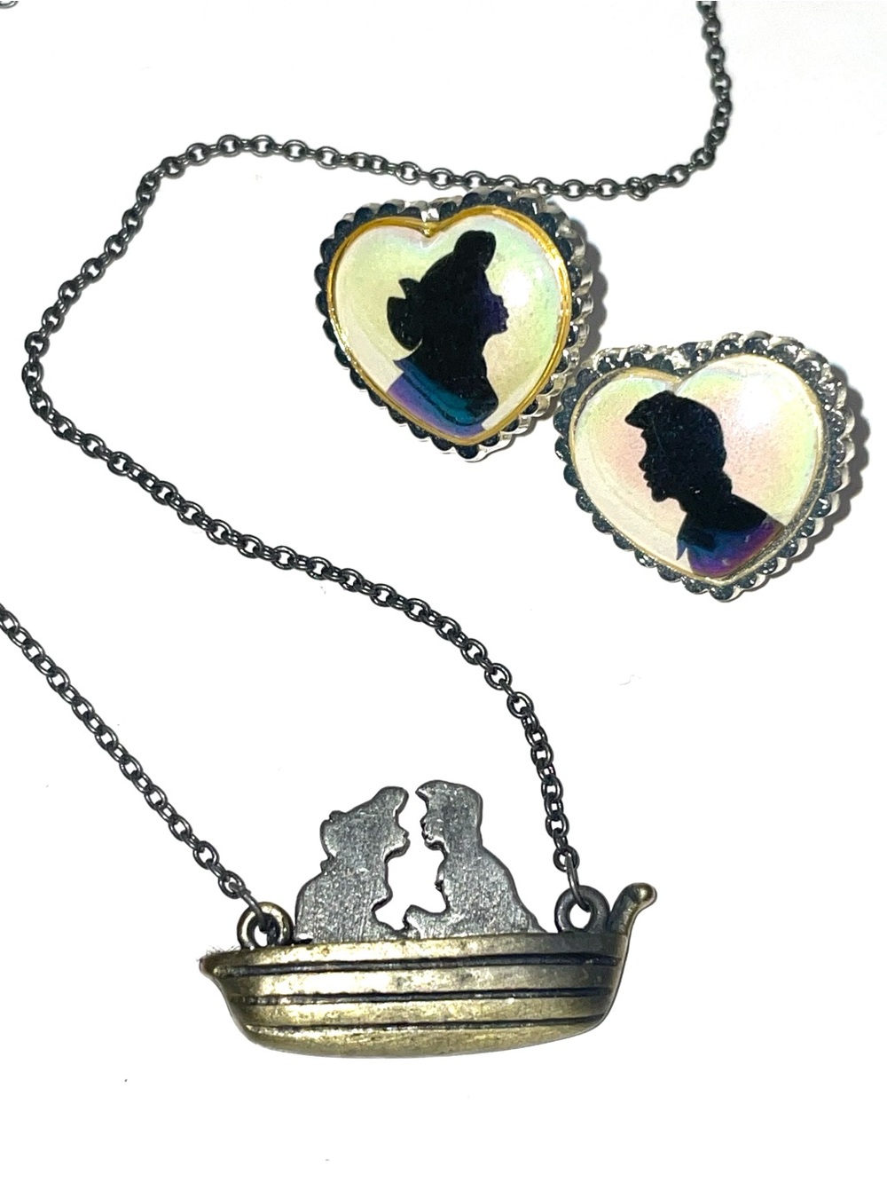 Little Mermaid Ariel Eric Kiss The Girl Necklace and Earrings Set